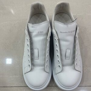 Alexander McQueen Men's White Leather Sneakers